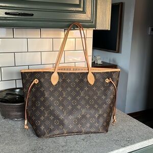 Louis Vuitton Neverfull MM - LV
